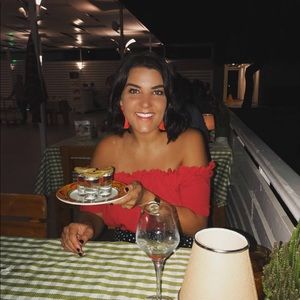 Meet your Posher, Maria